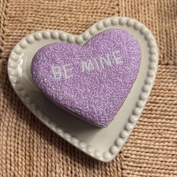 Beaded 💜 Box - Picture 7 of 12